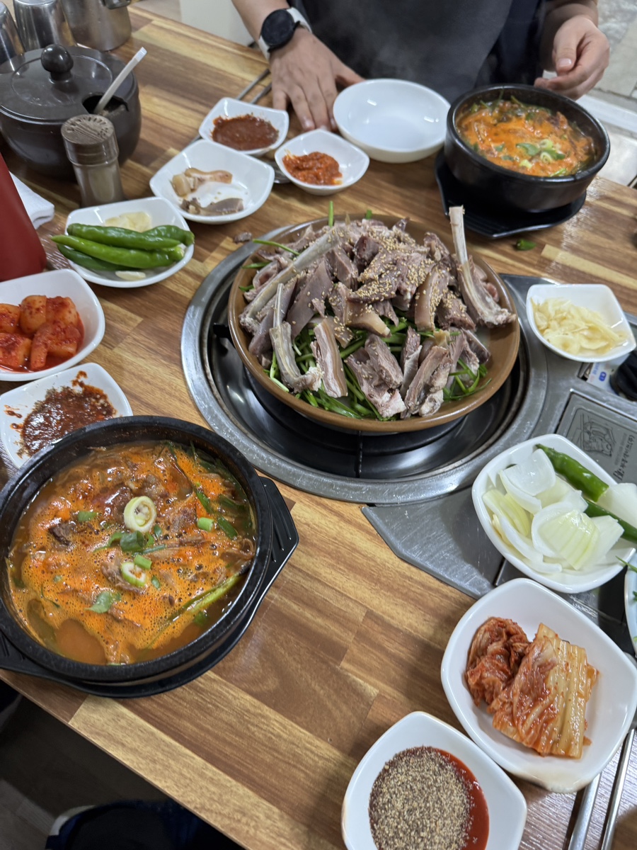 군산흑염소탕다올식당